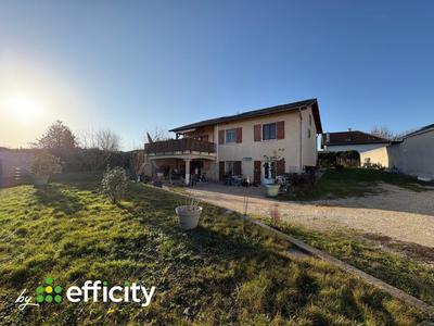 Maison - 168 m² - 7 pièces