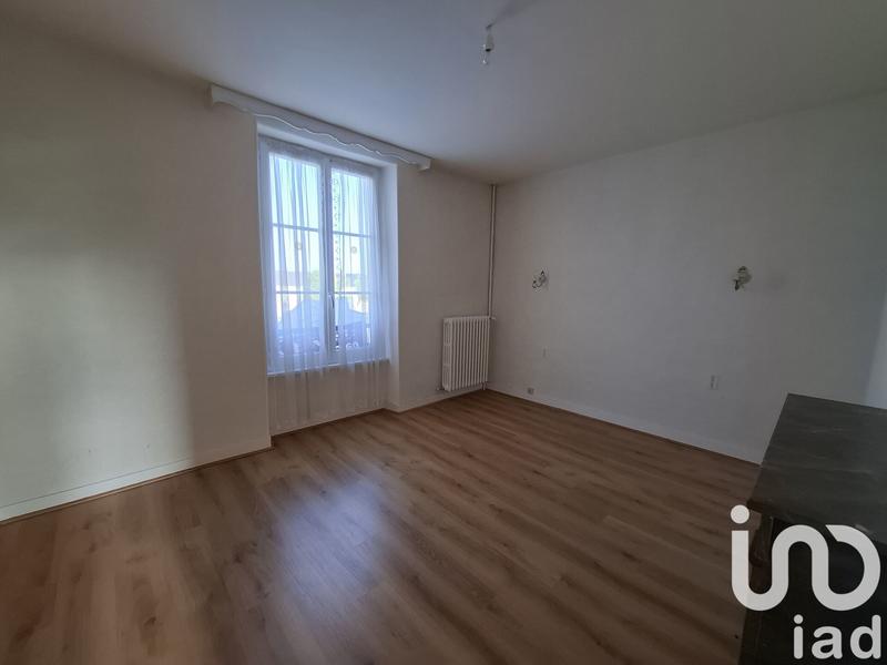 Maison - 219 m² - 9 pièces