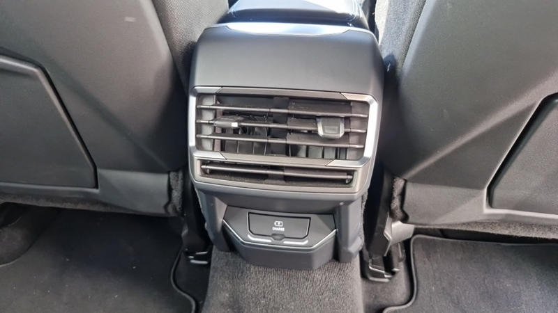 Lynk &amp; Co 01 1.5 Phev 261 Ch Dcth7