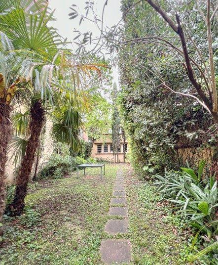 Appartement - 181 m² - 5 pièces