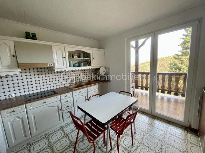 Château - 285 m² - 10 pièces