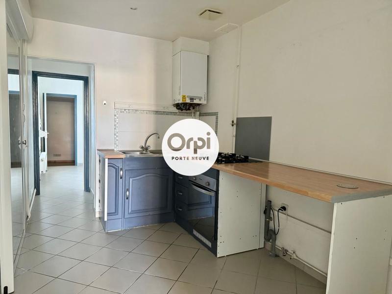 Immeuble - 130 m² - 6 pièces