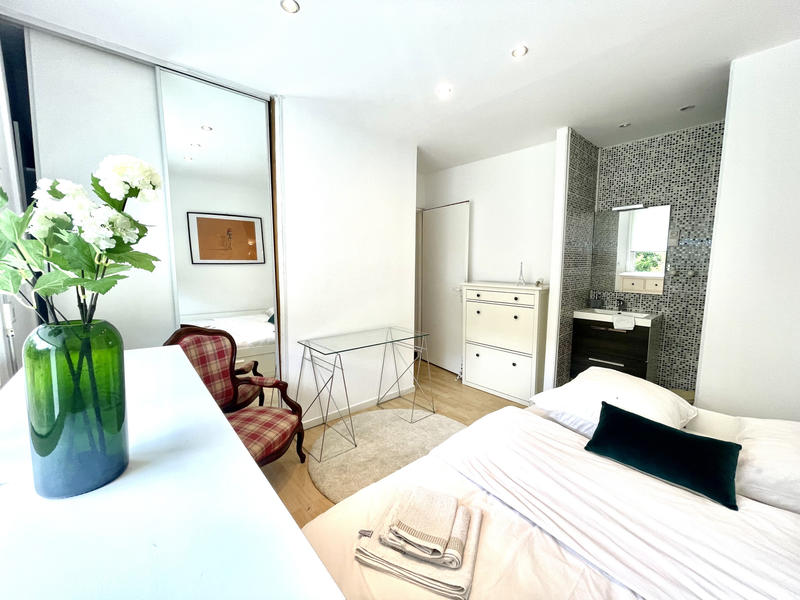 Maison - 200 m² - 7 pièces