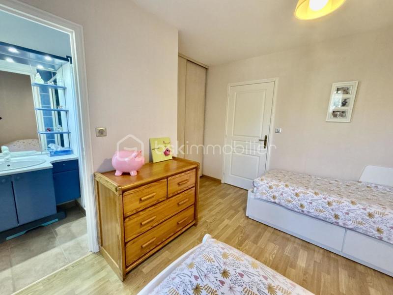 Maison - 206 m² - 6 pièces