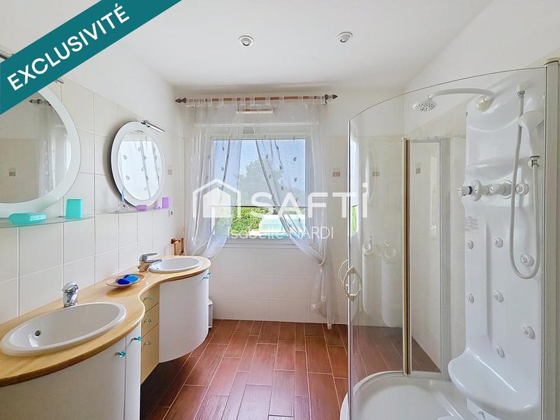 Maison - 176 m² - 7 pièces