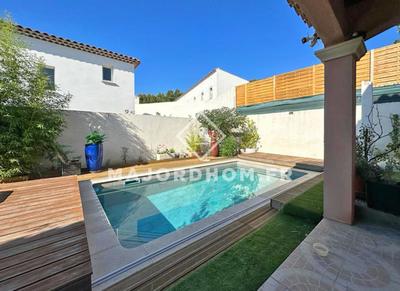 Propriété - 120 m² - 4 pièces