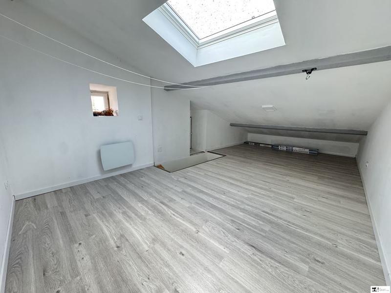 Maison de village - 91 m² - 5 pièces