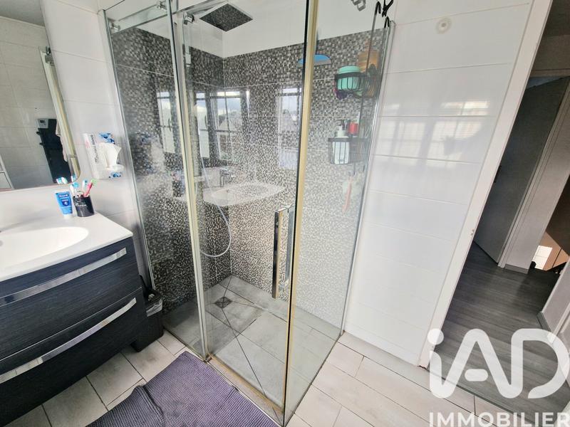 Maison - 92 m² - 4 pièces