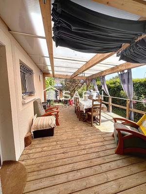 Maison - 172 m² - 6 pièces