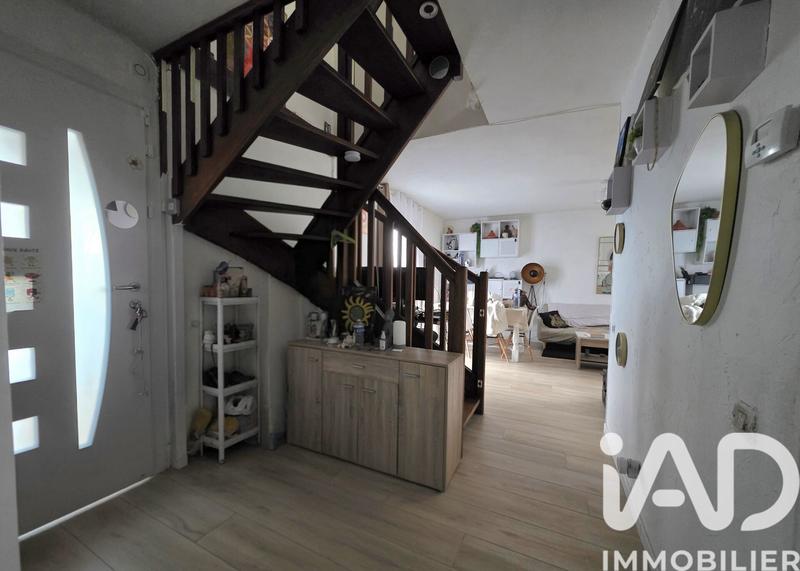Maison - 90 m² - 5 pièces
