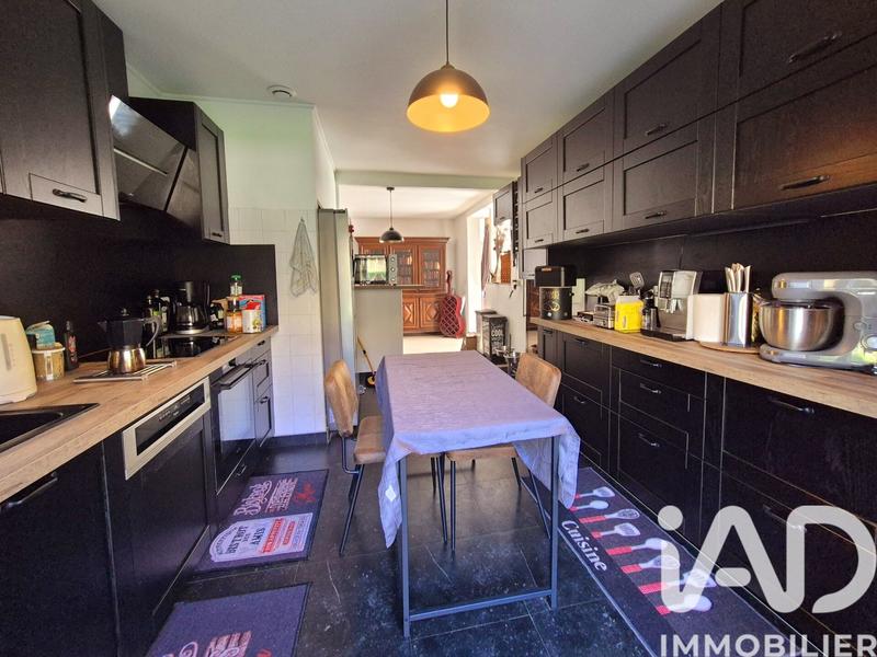 Maison - 180 m² - 5 pièces