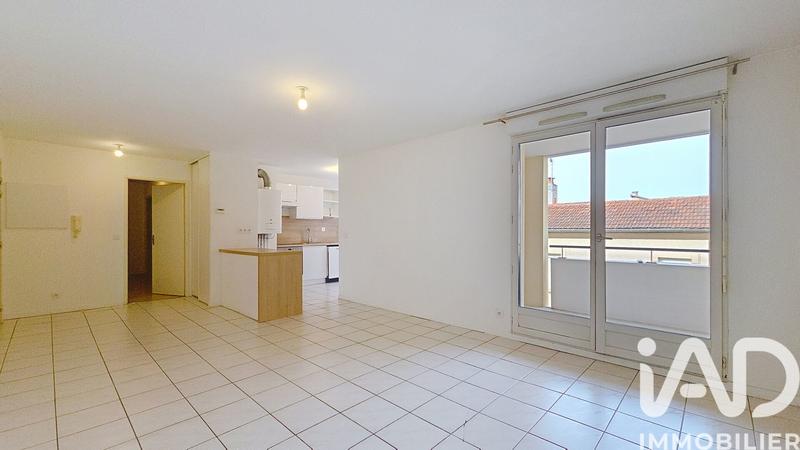 Appartement - 64 m² - 3 pièces