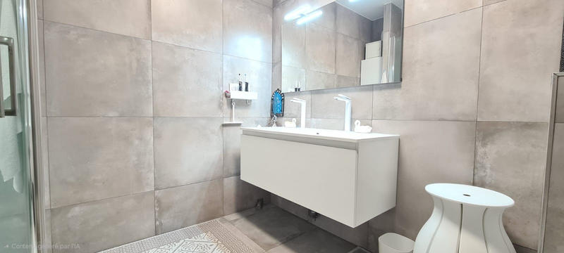 Maison - 96 m² - 4 pièces