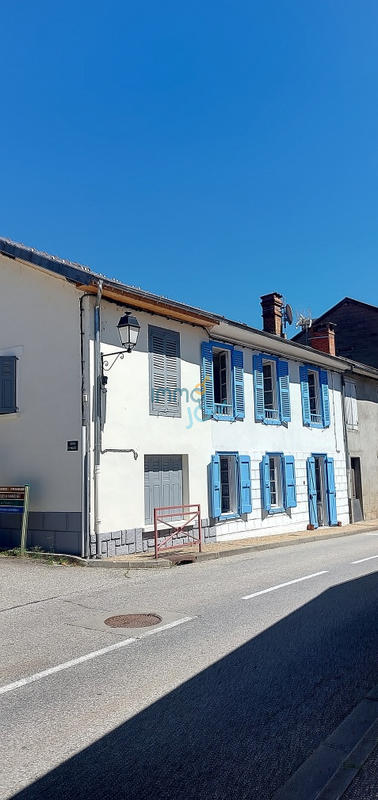 Maison - 148 m² - 8 pièces