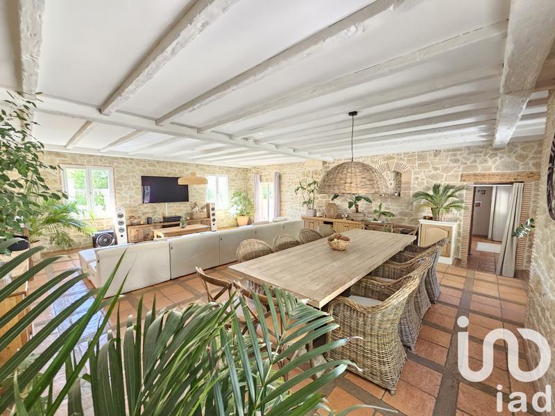 Maison - 186 m² - 7 pièces