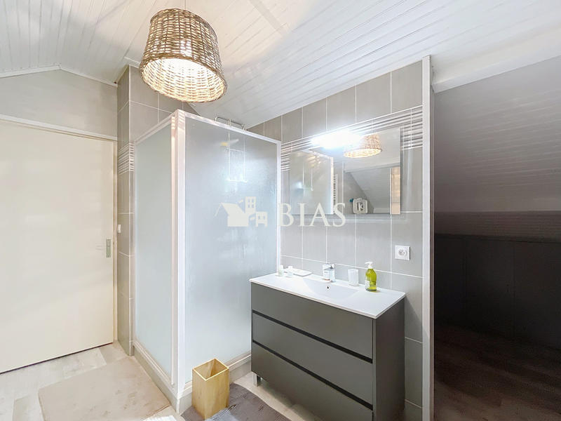 Maison - 96 m² - 4 pièces