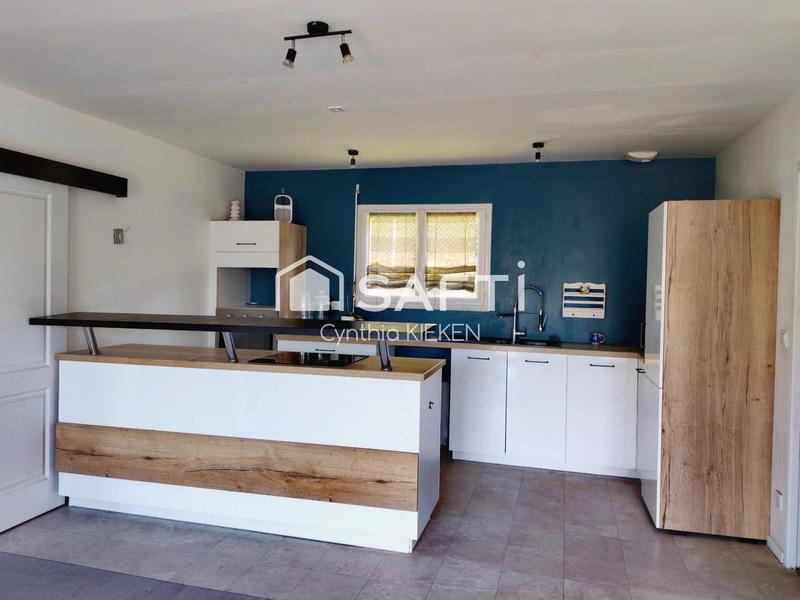 Maison - 94 m² - 4 pièces