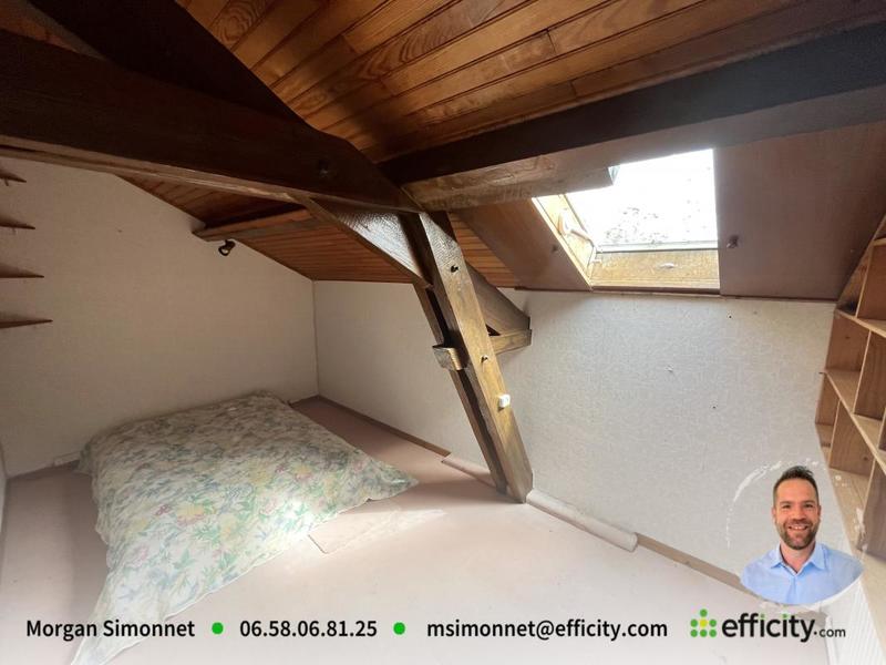 Maison - 230 m² - 9 pièces