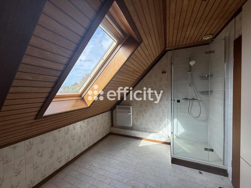 Maison - 112 m² - 6 pièces