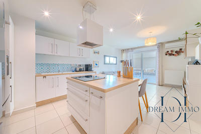 Appartement - 77 m² - 4 pièces