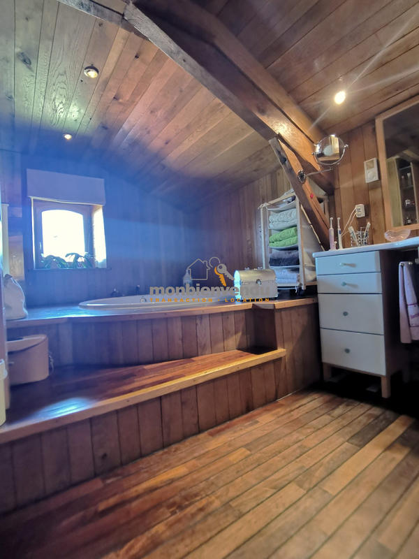 Maison ancienne - 132 m² - 4 pièces