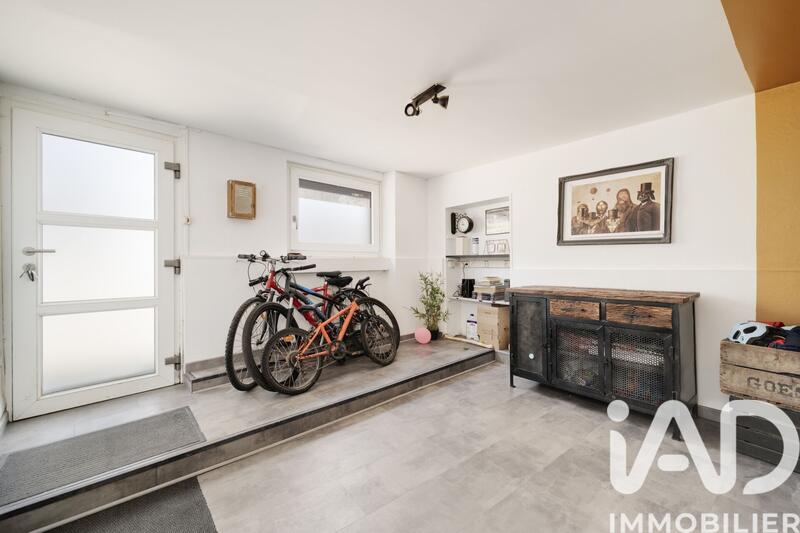 Maison - 151 m² - 6 pièces