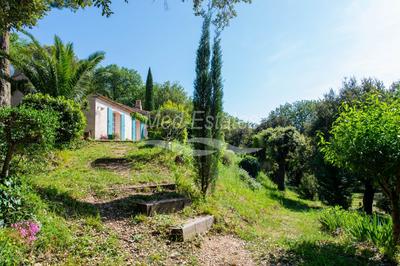 Villa - 240 m² - 5 pièces