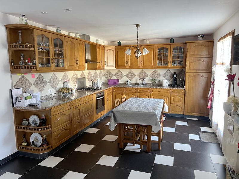 Maison - 154 m² - 8 pièces