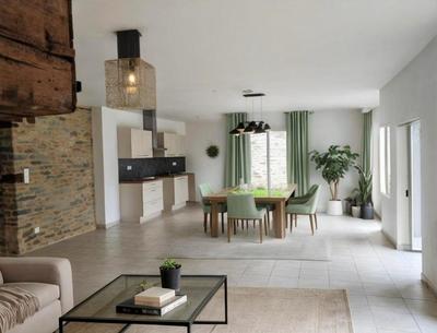 Maison - 187 m² - 8 pièces