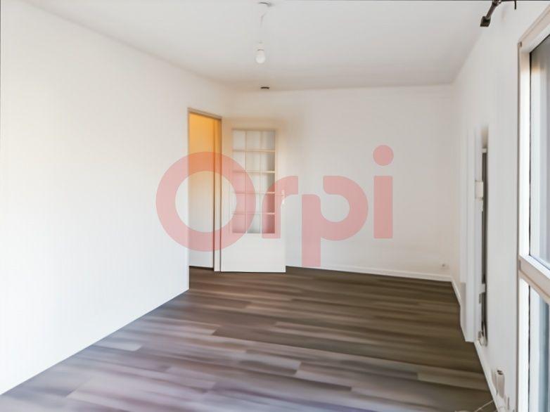 Studio - 28 m² - 1 pièce