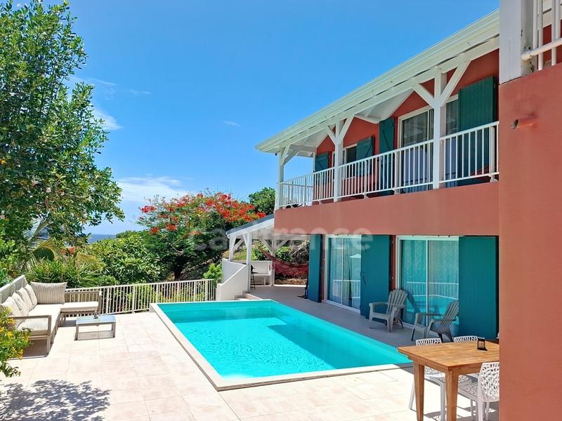 Villa - 196 m² - 4 pièces