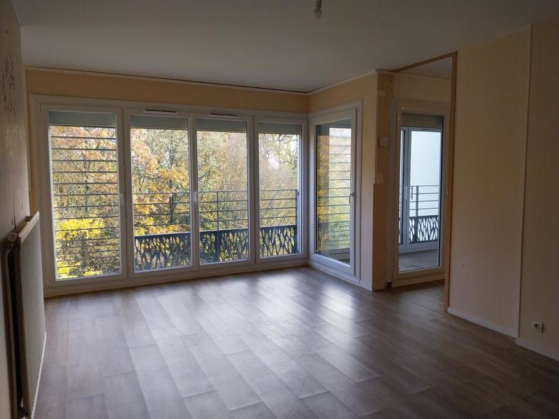 Appartement ancien - 83 m² - 4 pièces