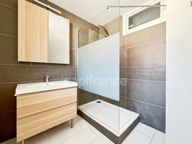 Maison - 104 m² - 6 pièces