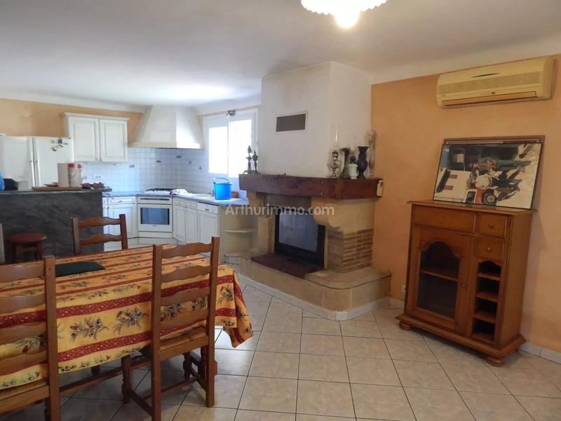 Maison - 218 m² - 8 pièces