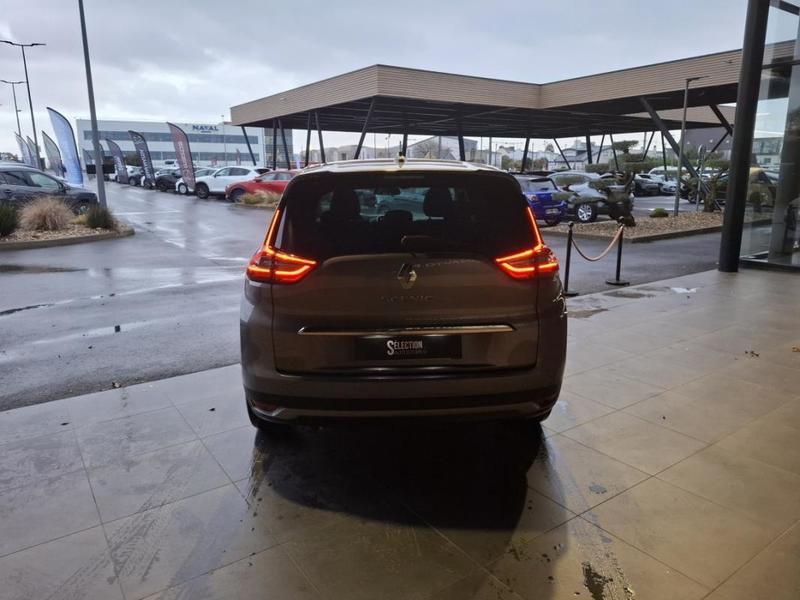 Renault Grand Scénic III Evolution TCe 140