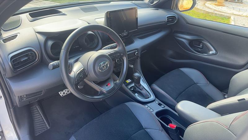 Toyota Yaris IV 1.5 Vvti 116 Hybrid E-Cvt Gr Sport - Automatique