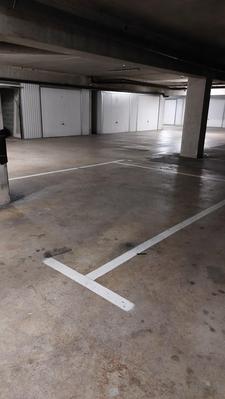Parking / Garage - 60 m²