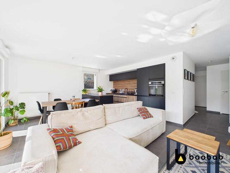 Appartement - 65 m² - 3 pièces