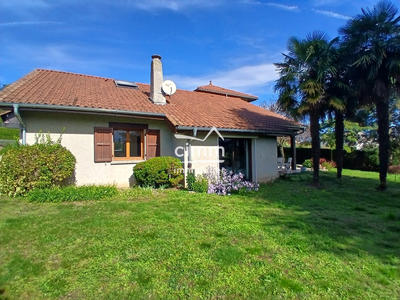 Villa - 170 m² - 6 pièces