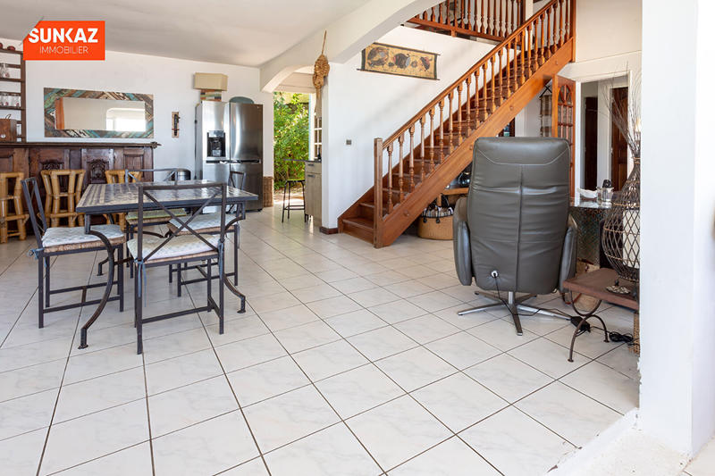 Maison - 176 m² - 6 pièces