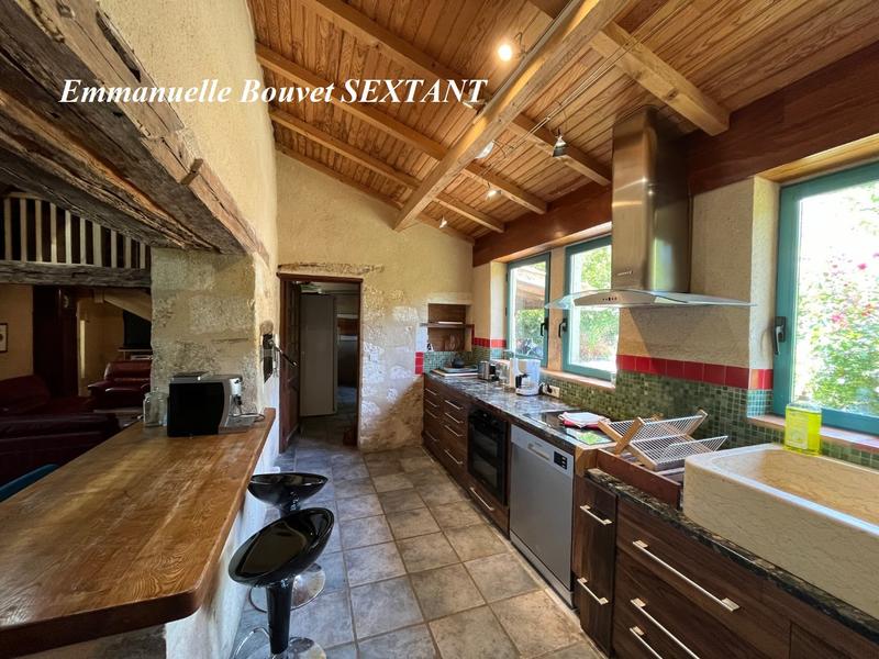 Maison - 217 m² - 7 pièces