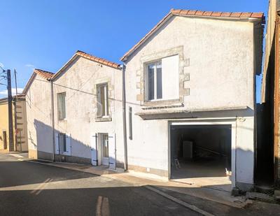 Maison de village - 93 m² - 6 pièces