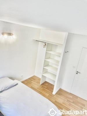 Chambre - 65 m² - 1 pièce