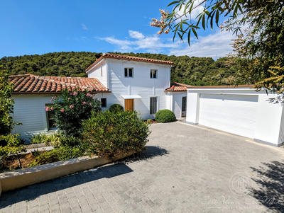 Maison - 146 m² - 4 pièces