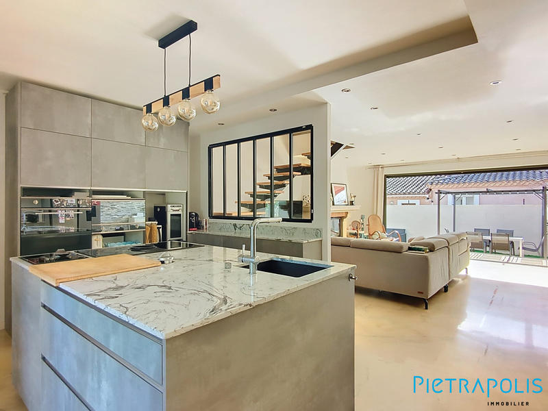 Villa - 142 m² - 5 pièces