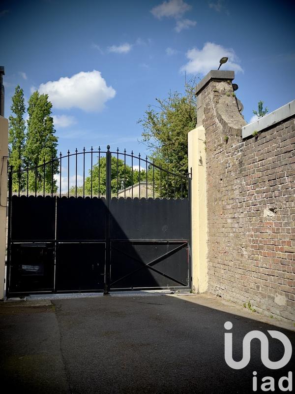 Maison - 213 m² - 7 pièces