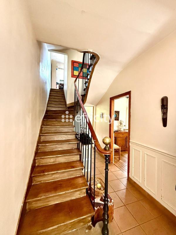 Maison - 130 m² - 7 pièces