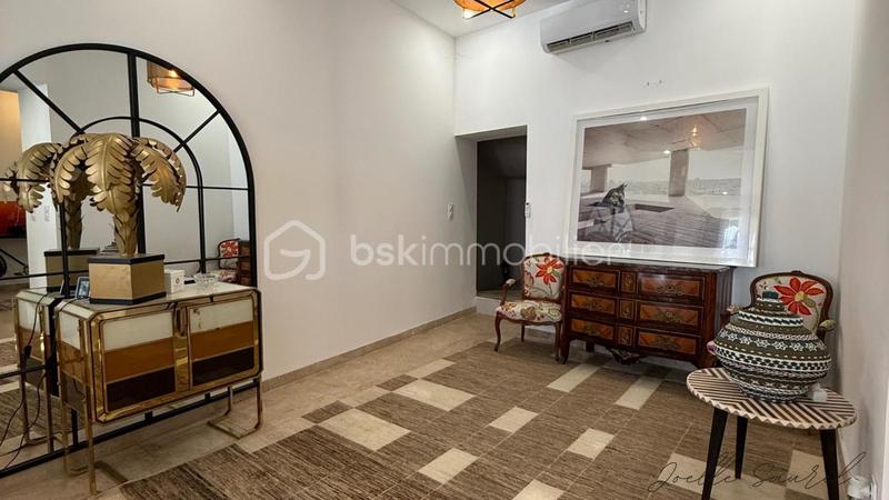 Appartement - 255 m² - 7 pièces