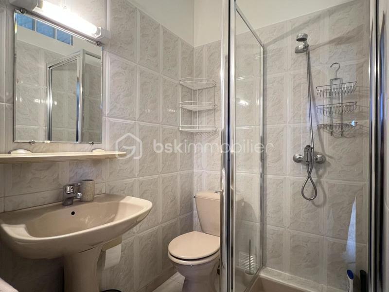 Villa - 197 m² - 7 pièces