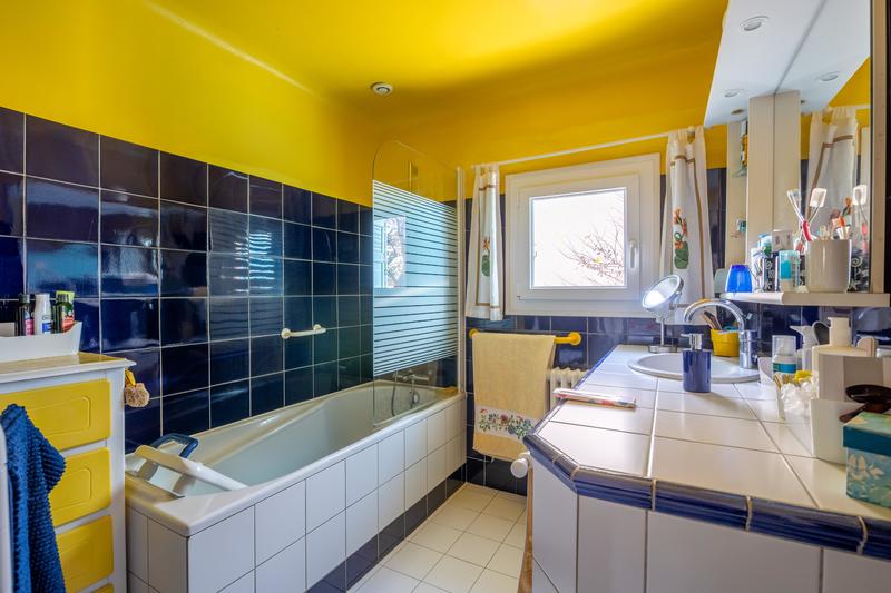 Maison - 170 m² - 6 pièces